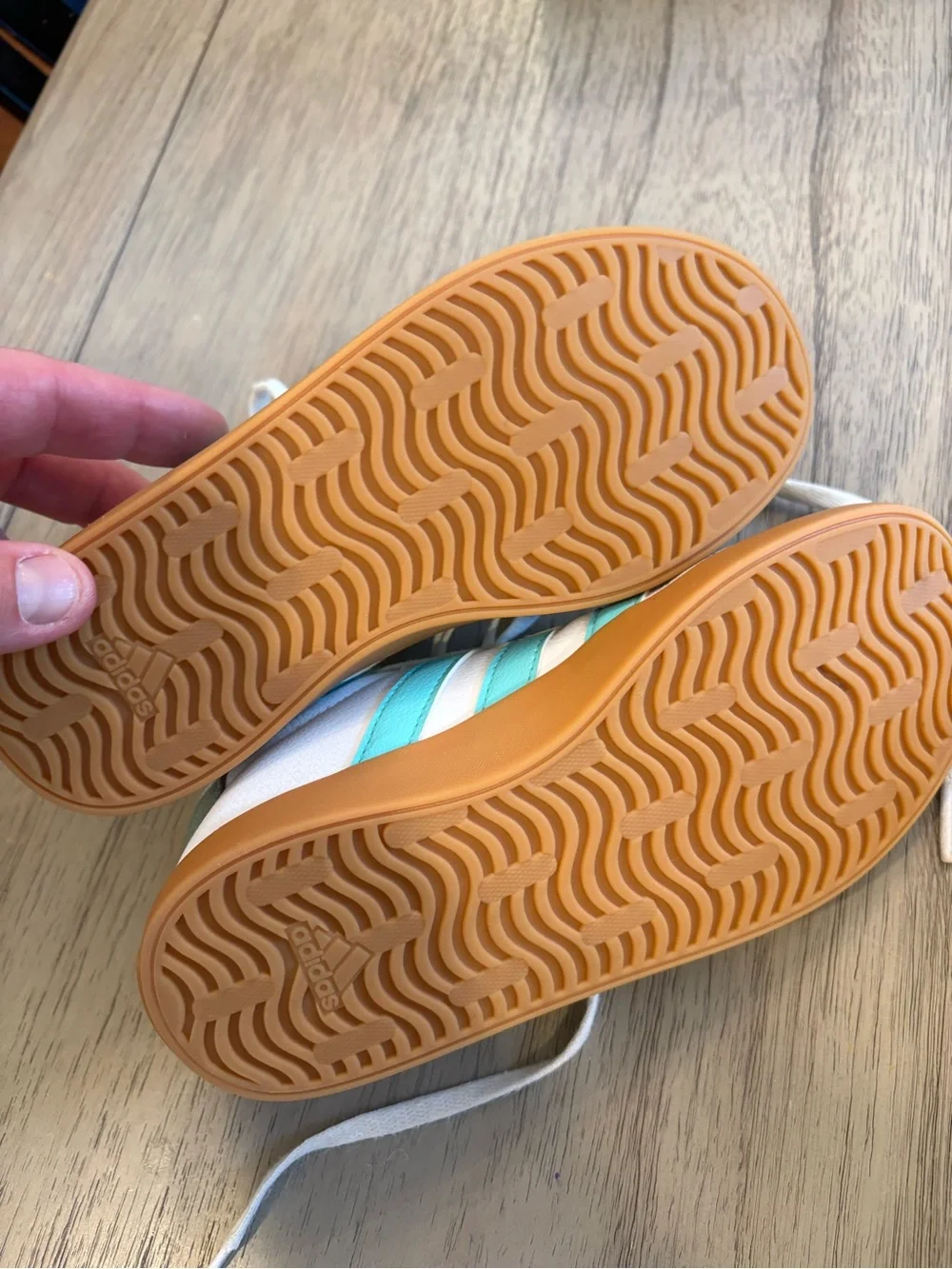 Adidas Kids White Sneakers with Aqua Stripes and Gum Sole